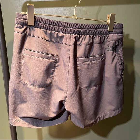 Stylish Women's Shorts in Purple - Picture 2 of 4